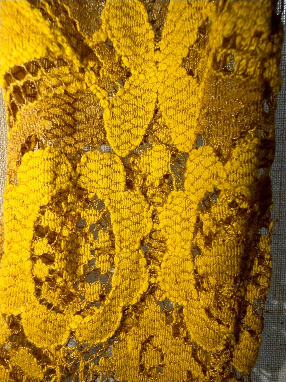 Maeve by Anthropology Women's Small Lace Mock-Neck Top in Mustard